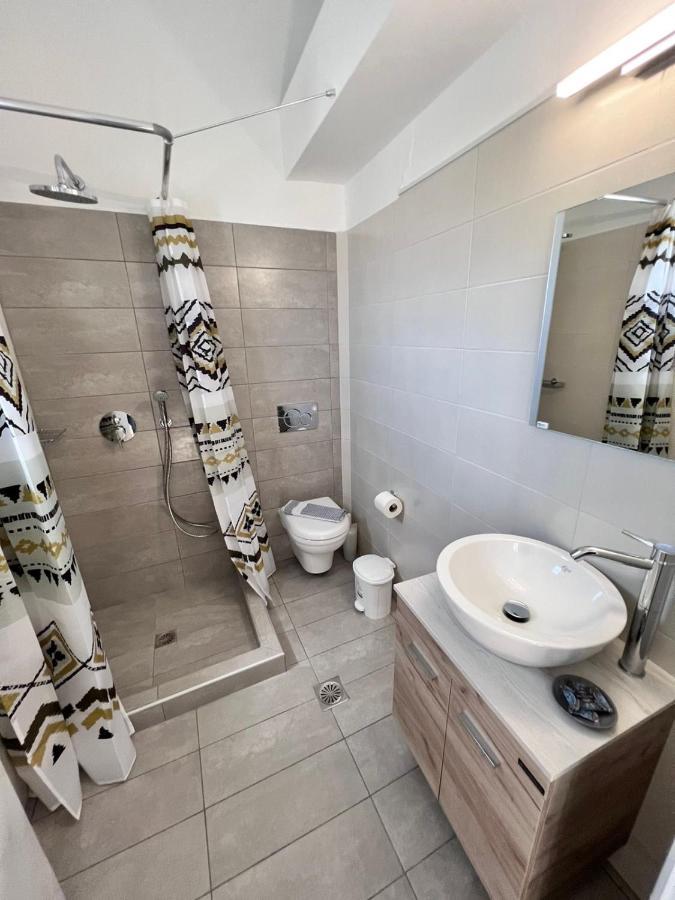 Firaxenia Rooms 외부 사진