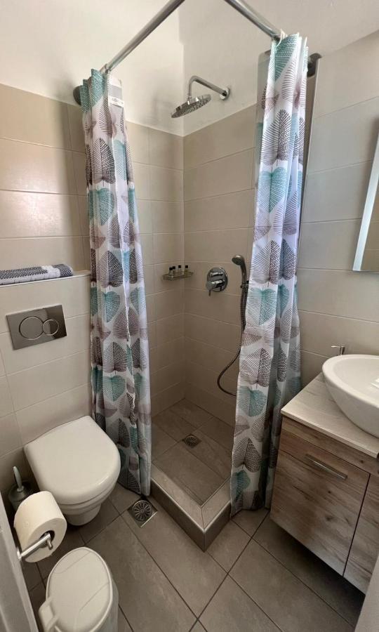 Firaxenia Rooms 외부 사진